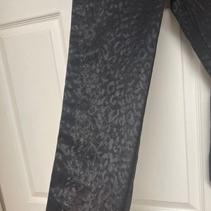 NWT Victoria Secret Performance mesh Leggings